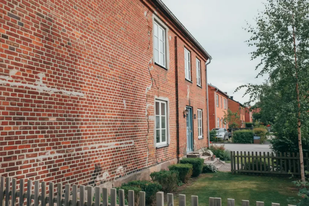 omfogning av fasad tecken f rdelar och pris f r villa gare
