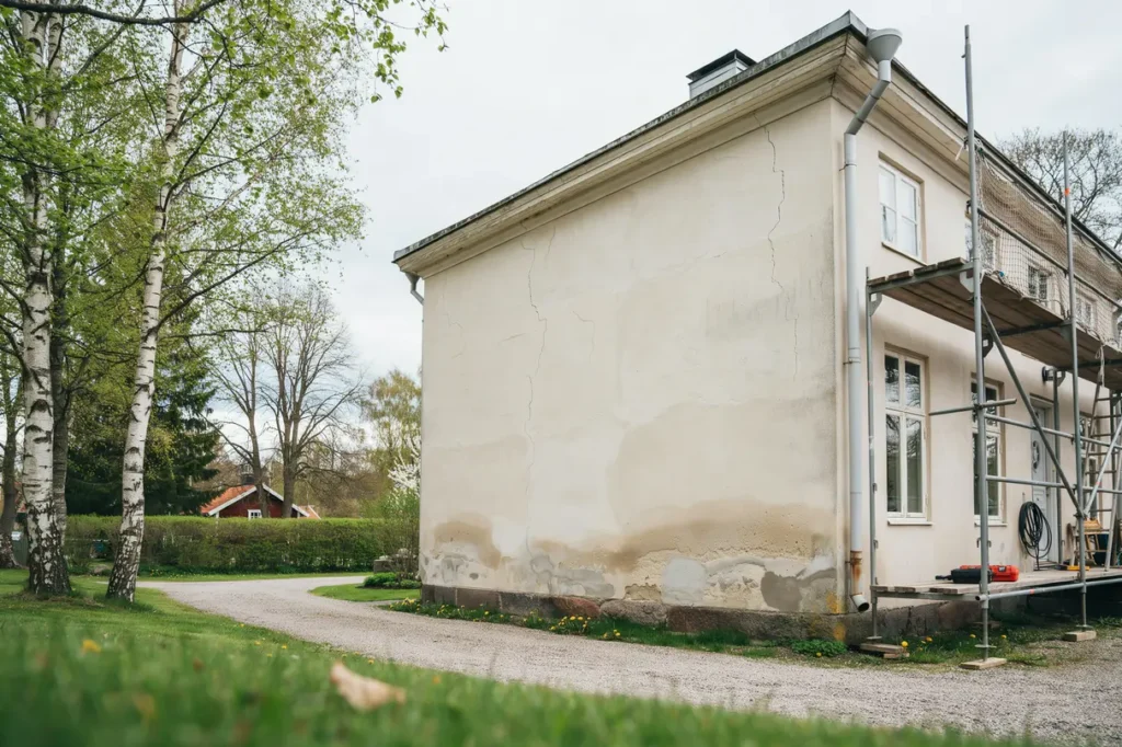 checklista inf r fasadrenovering av putsad villa undvik vanliga missar och on diga kostnader